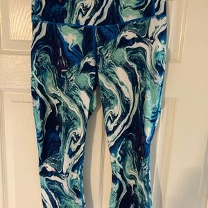 Patagonia capri yoga pants